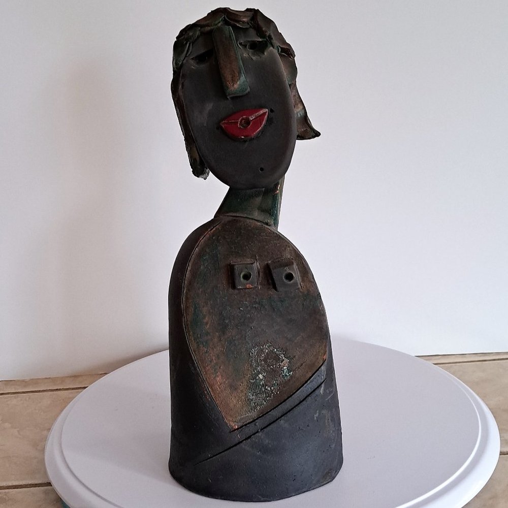 Ceramic sculpture of a woman